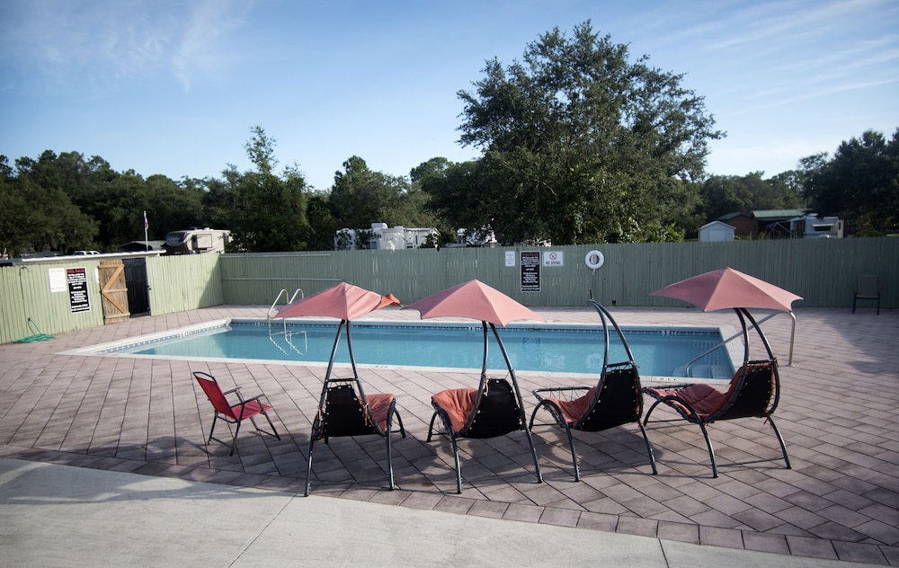 Guy Harvey Camp Mack Lodge & RV Resort 21/50