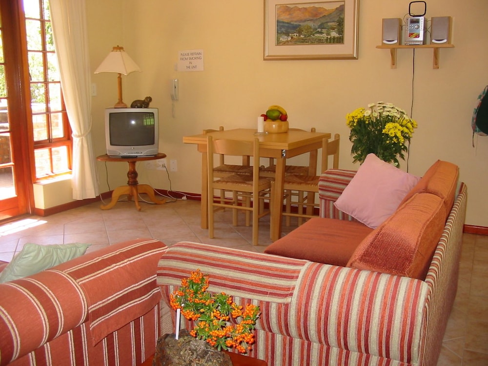 Ascot Gardens Self Catering 9/20