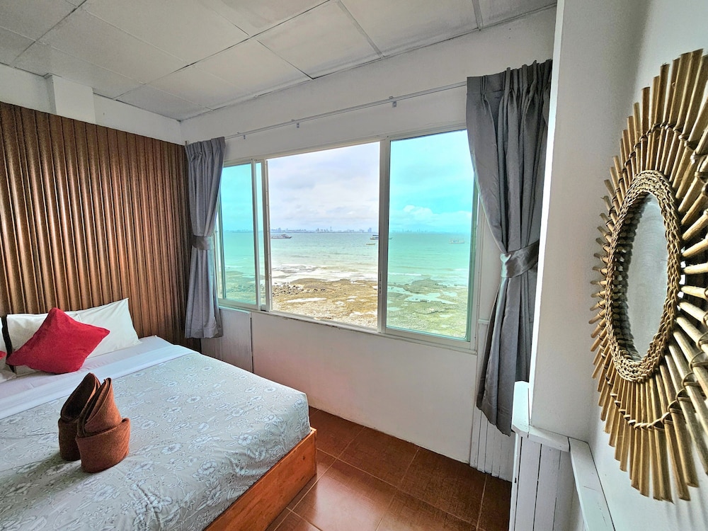 Baan I Taley On Sea 18/43