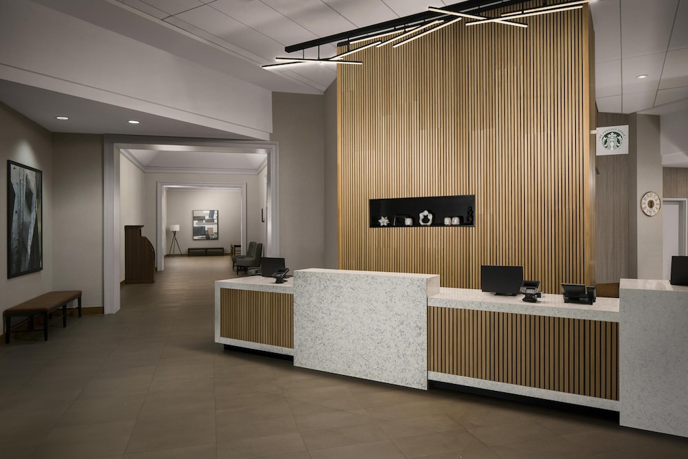 Hyatt Place Denver Cherry Creek 8/72