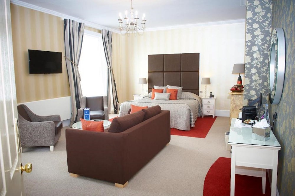 Phyllis Court Club 23/48