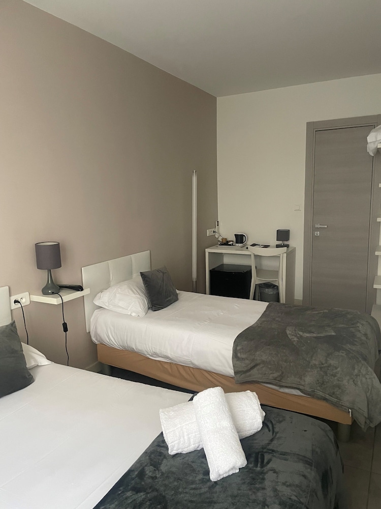 HOTEL ANNA LIVIA 27/56