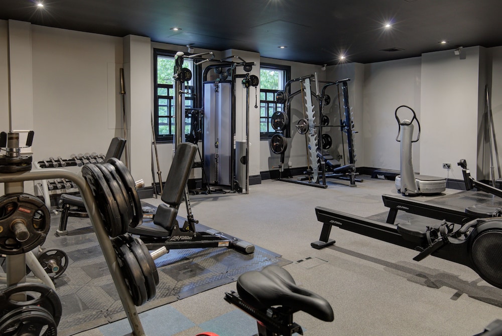 Oulton Hall Hotel, Spa & Golf Resort 40/65