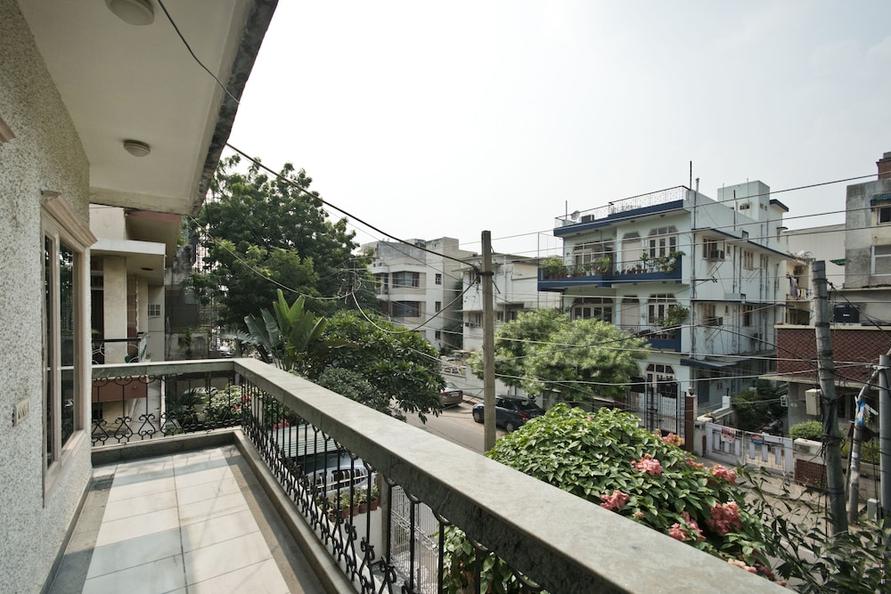 Praskash Kutir 2/70