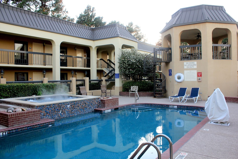 Days Inn By Wyndham Longview South 1/25