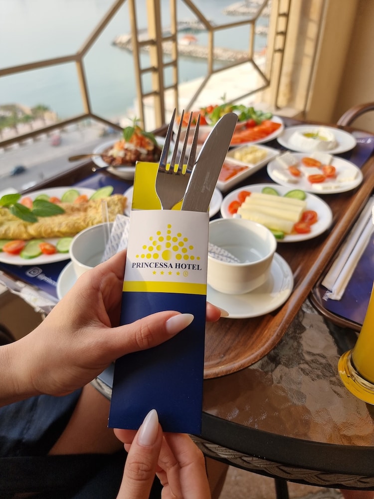 Princessa Hotel Jounieh 66/78