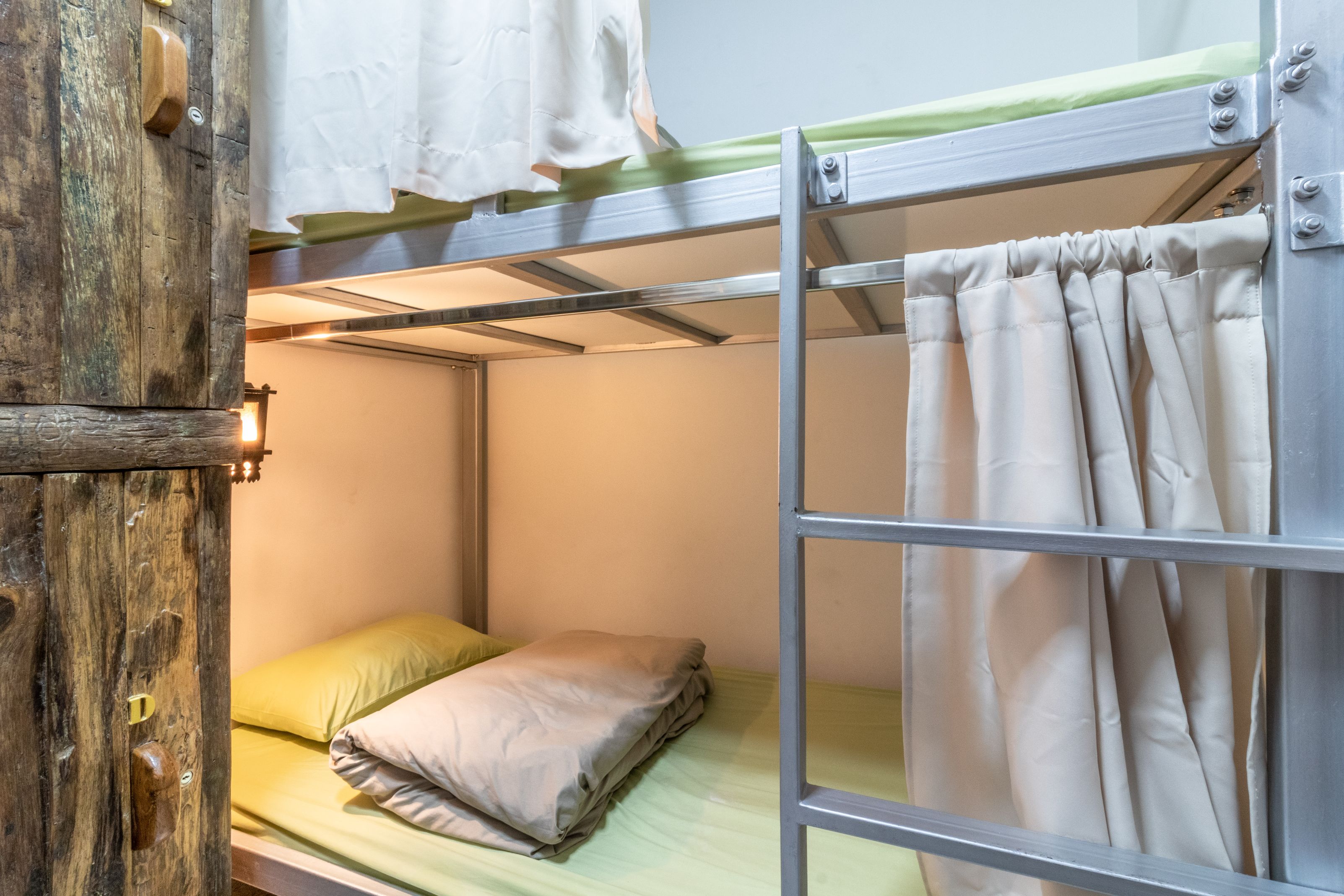 Banthat Thong Hostel 21/35
