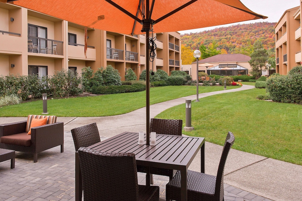 Courtyard by Marriott Mahwah 43/51