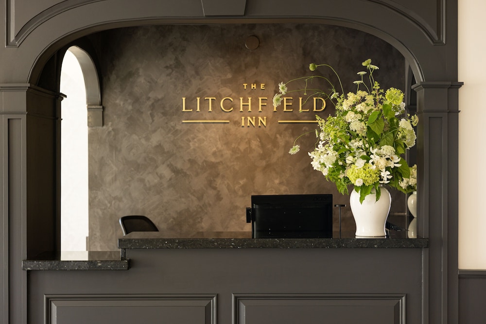 LITCHFIELD INN 5/74