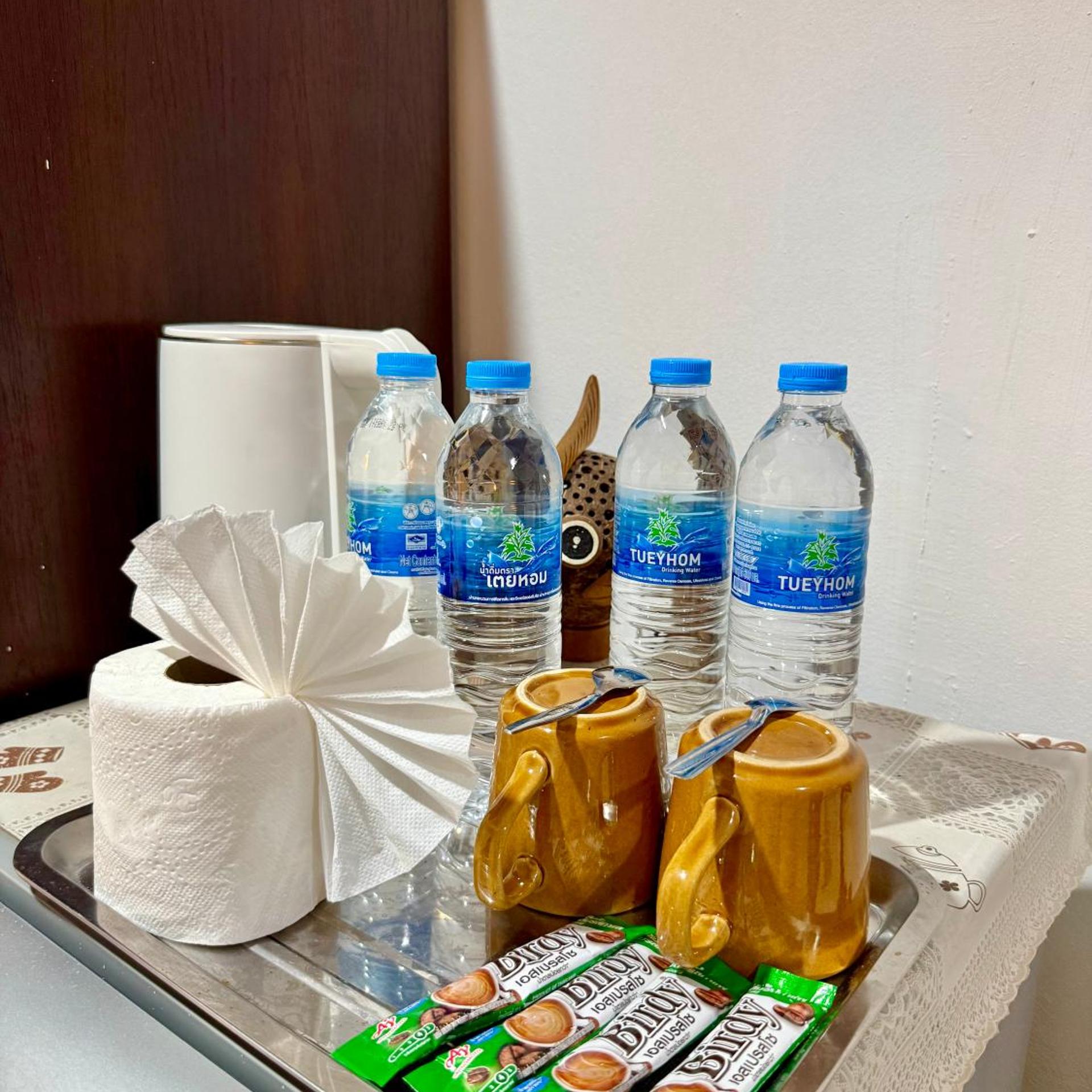 Happy Holidays Hotel 15/50