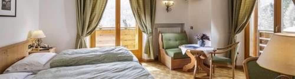 Piccolo Pocol Hotel 7/23