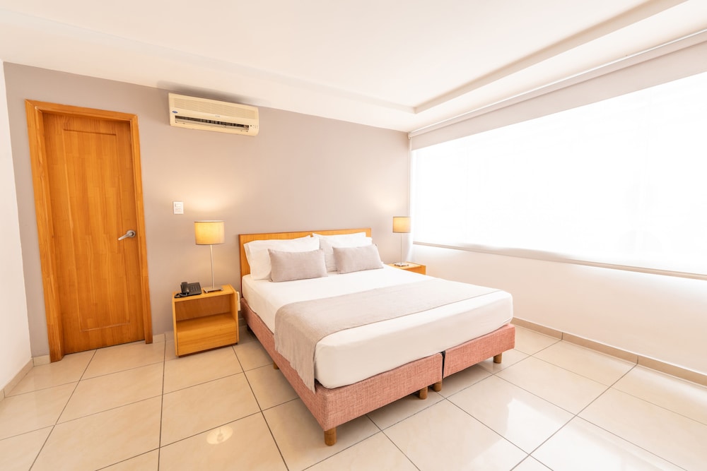 Hotel MS Centenario Superior 18/47