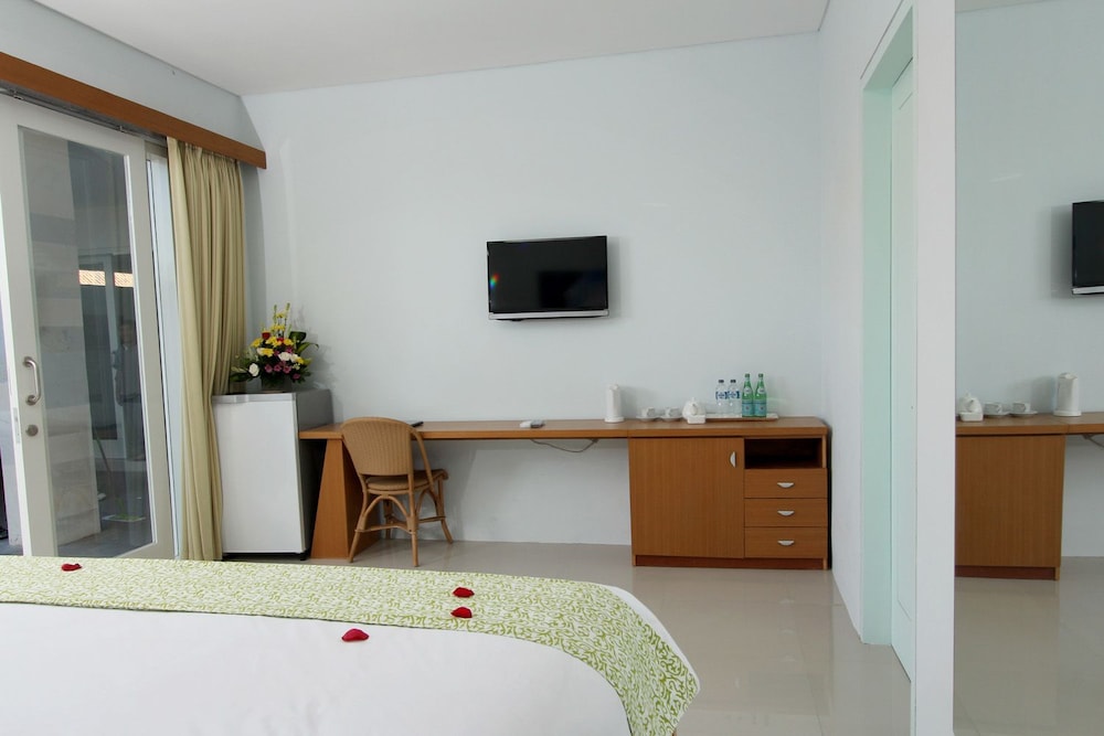 Apple Suite Apartment 46/56