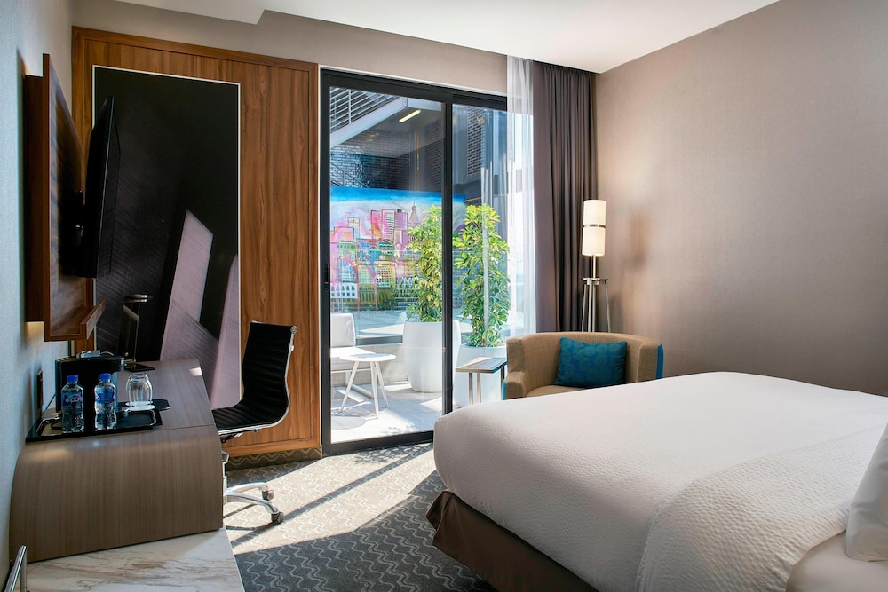 غرفة بسرير كينج، COURTYARD MEXICO CITY TOREO 2/6