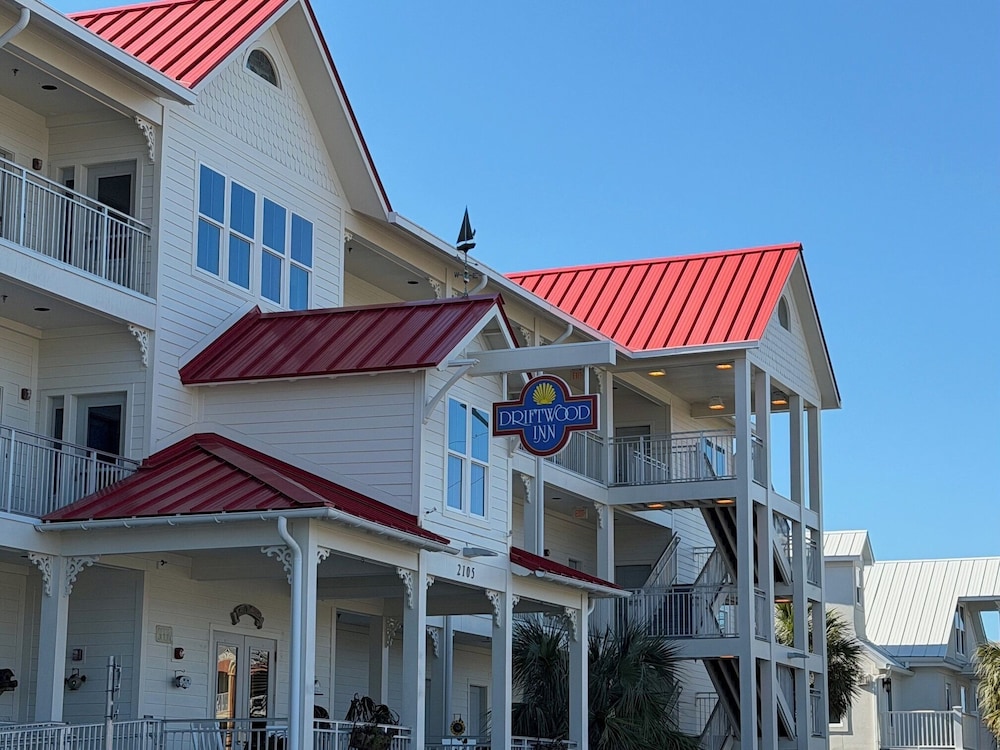 Driftwood Inn 2/50