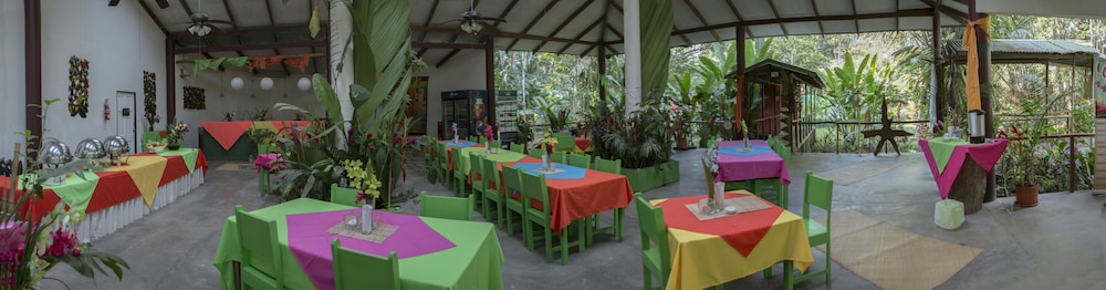 Caribbean Paradise Eco-Lodge 35/50