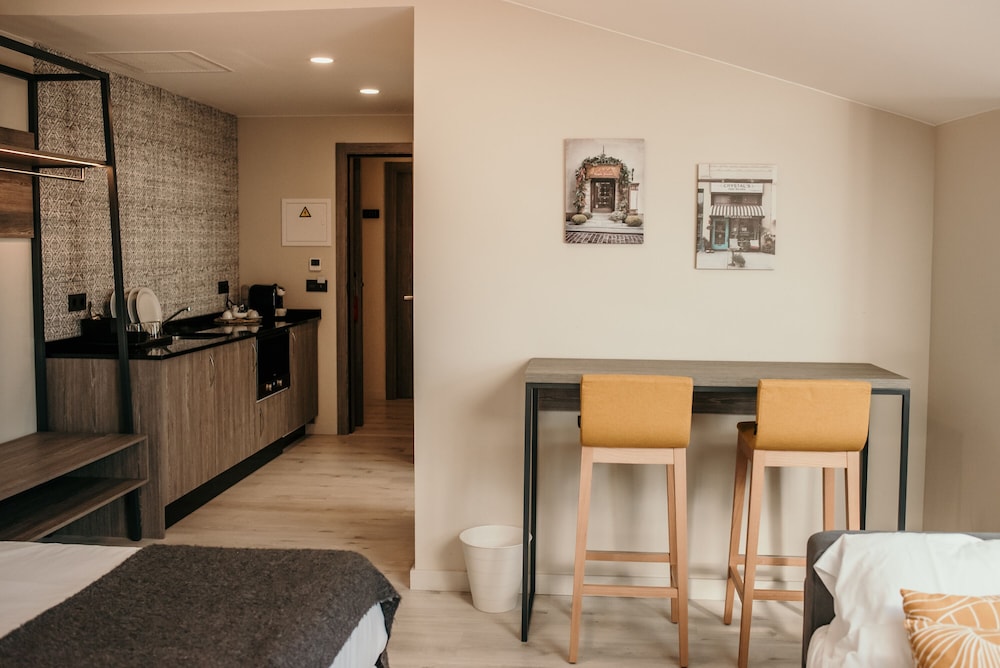 Hotel Lux Melide 51/62