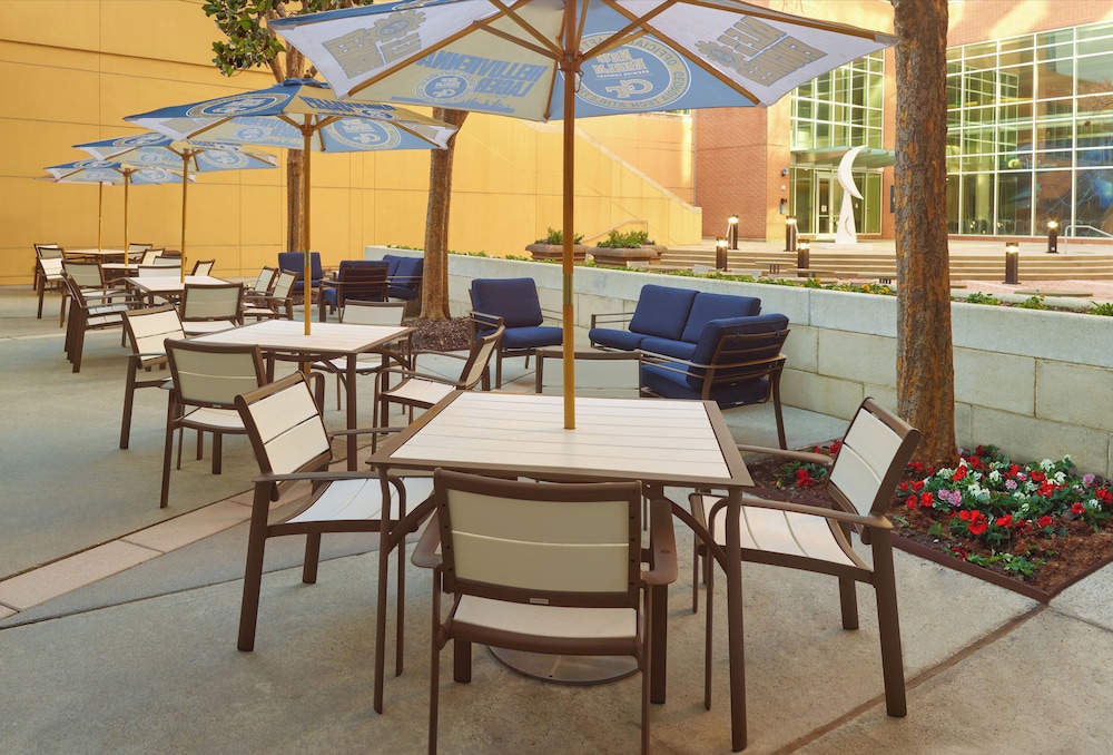 Georgia Tech Hotel and Conference Center 52/73
