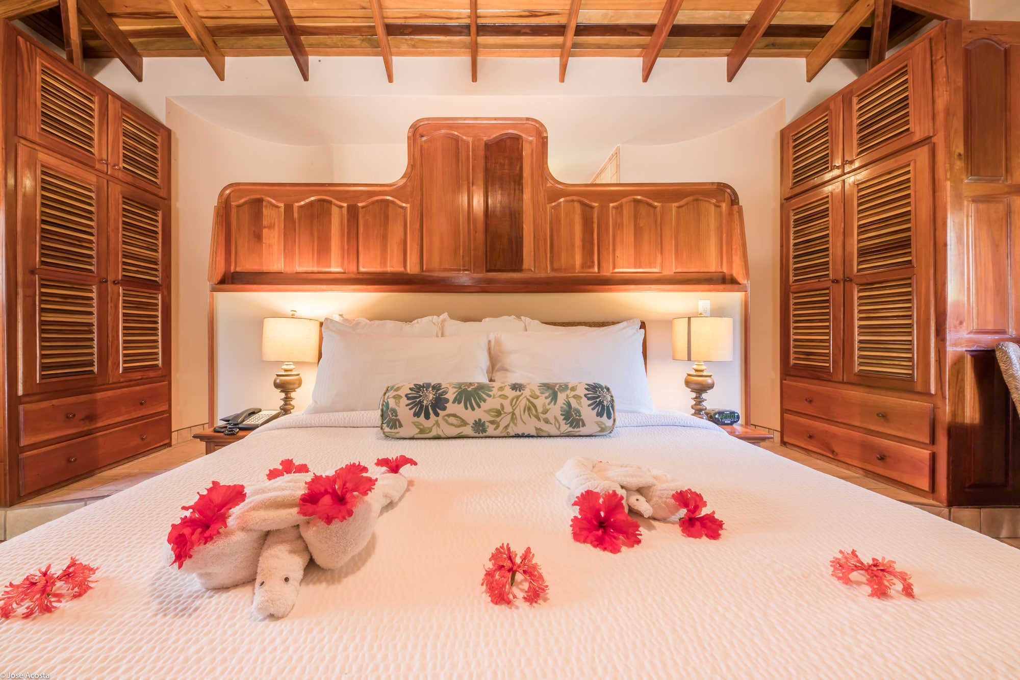 HONEYMOON, CASITA