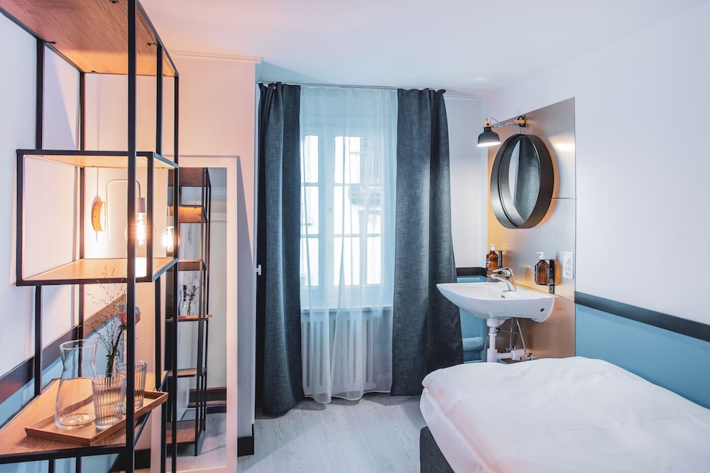 Pop Up Hotel Krone Zurich 19/43