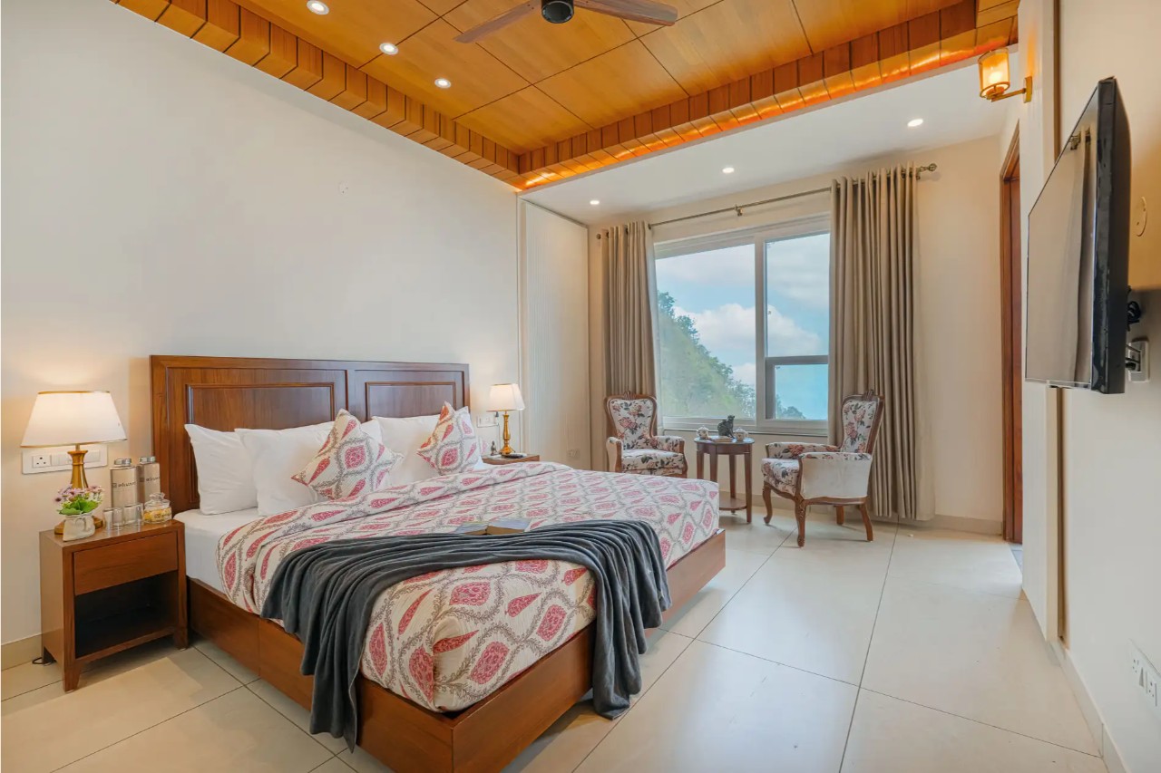 Elivaas Konifer Greyvine Hillside 9-BHK Retreat with Attic, Scenic Views, Garden & Outdoor Seating 8/18