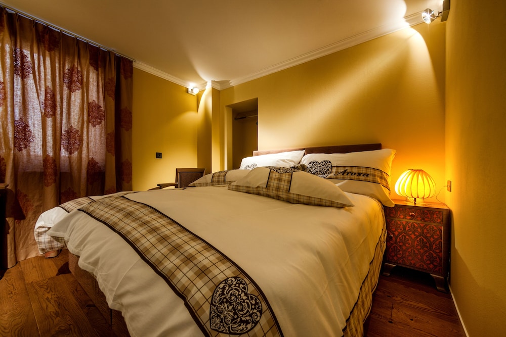 Home Hotel Arosa 9/50