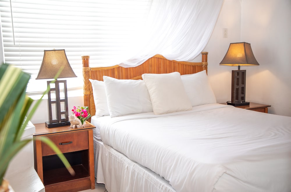 Tingum Village Hotel 17/50