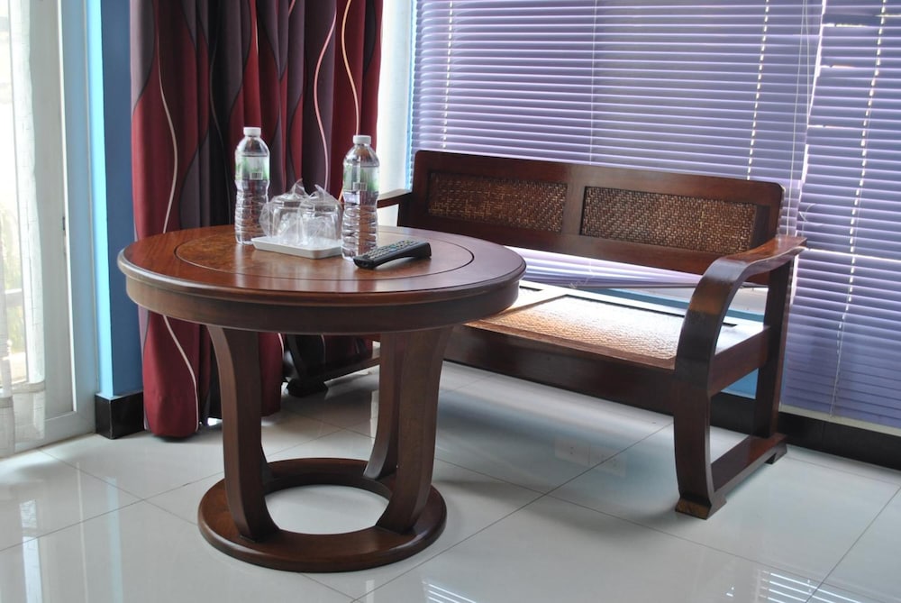 Smile Inn Hotel 47/62
