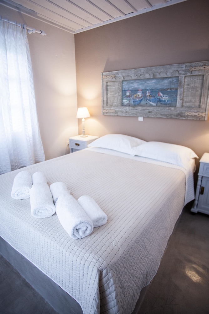 Porto Koundouros Villas 9/50