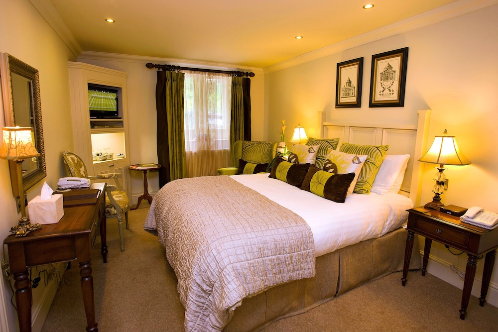 Whitley Hall Hotel 16/45