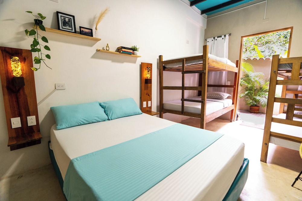 FAMILY, MULTIPLE BEDS, PRIVATE BATHROOM, GROUND FLOOR