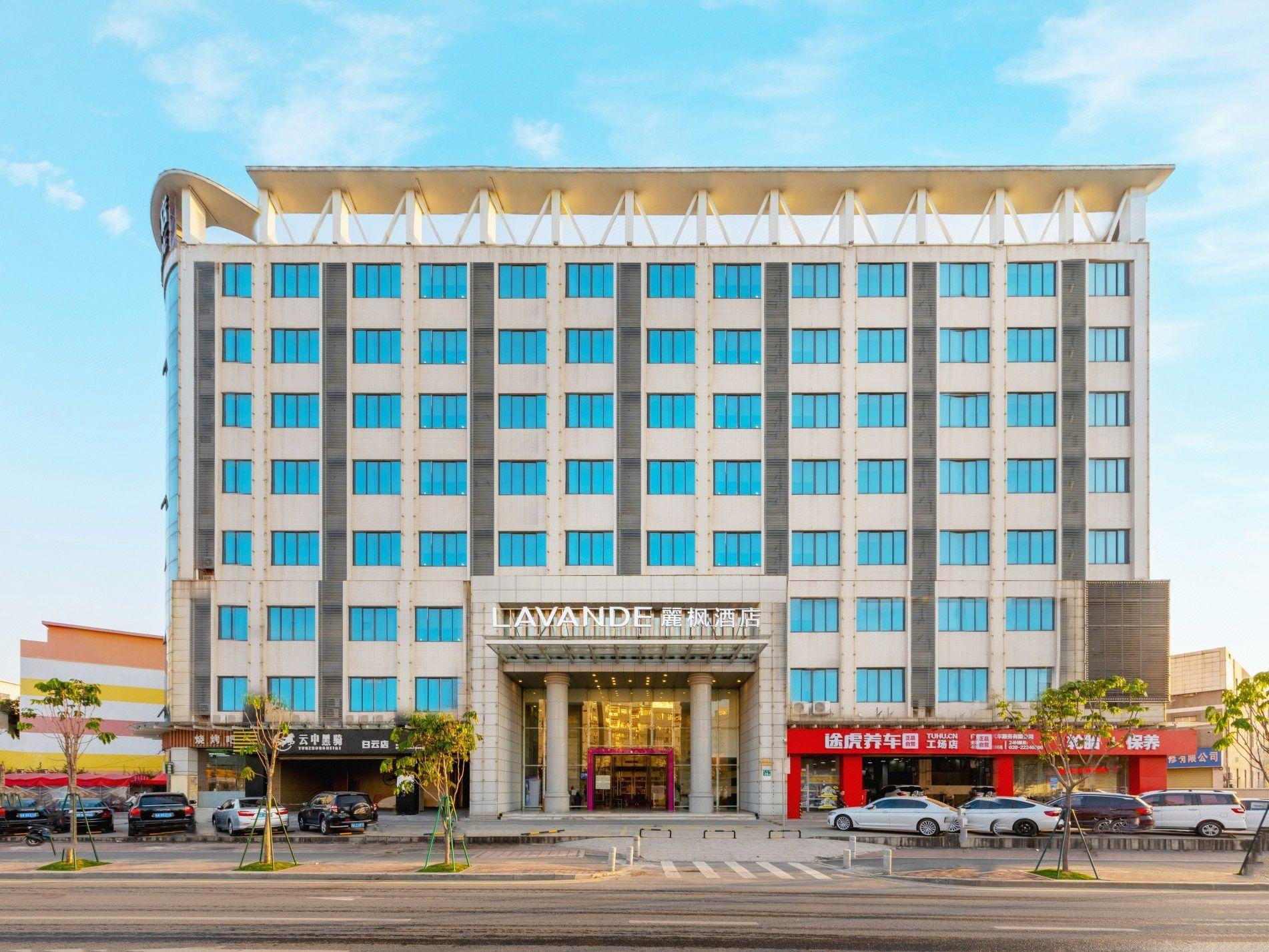 Lavande Hotel(Guangzhou Jiahe Wanggang Metro Station & Junhe Avenue Police Academy Branch) 13/43
