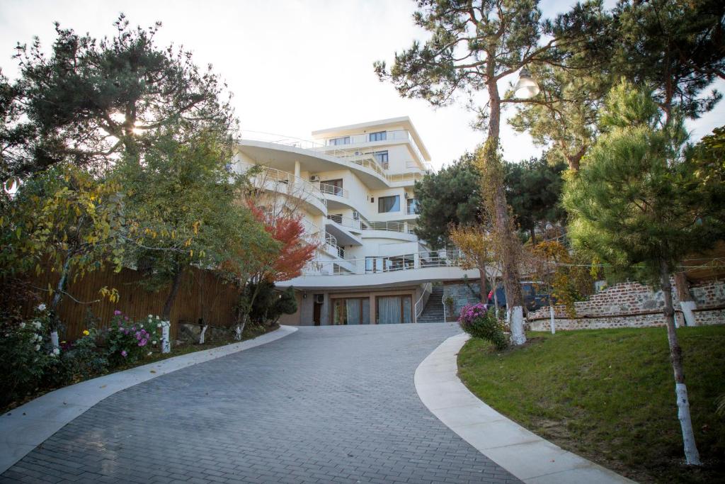 Beaumonde Garden 29/36