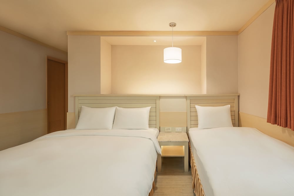 Kindness Hotel Liouhe Night Market Zhongzhen 24/51