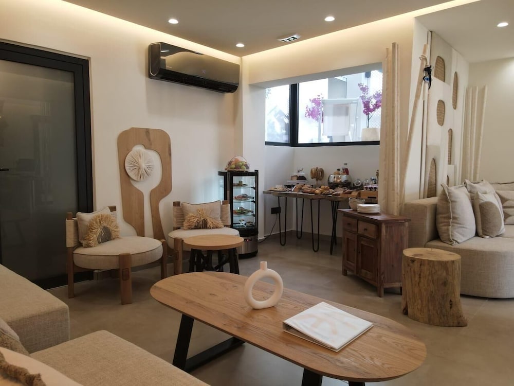 Cabana White Boutique Hotel & Suites 52/80