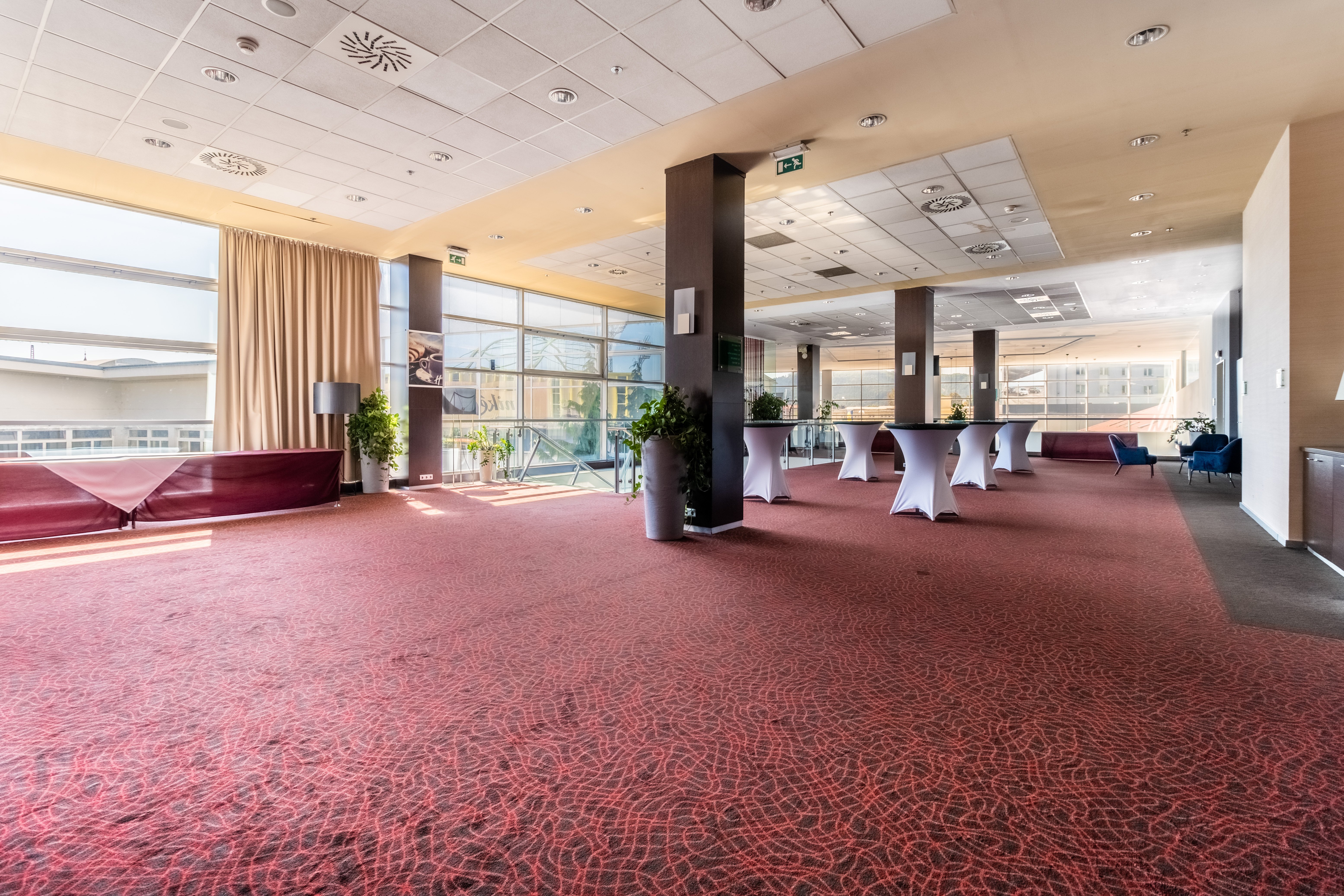 HOLIDAY INN ZILINA 78/78