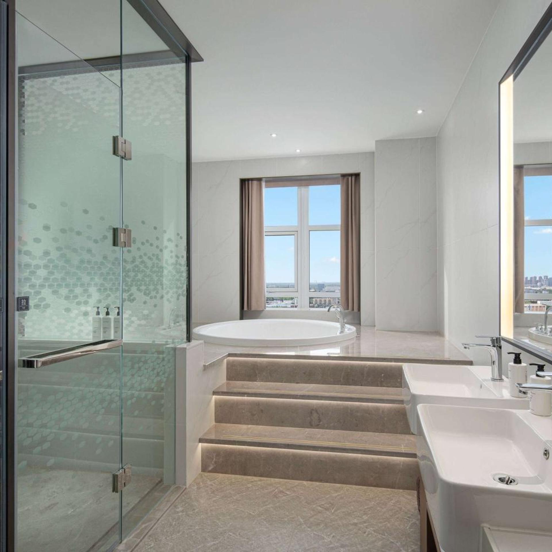 Days Hotel by Wyndham Chengdu Wenjiang 28/29