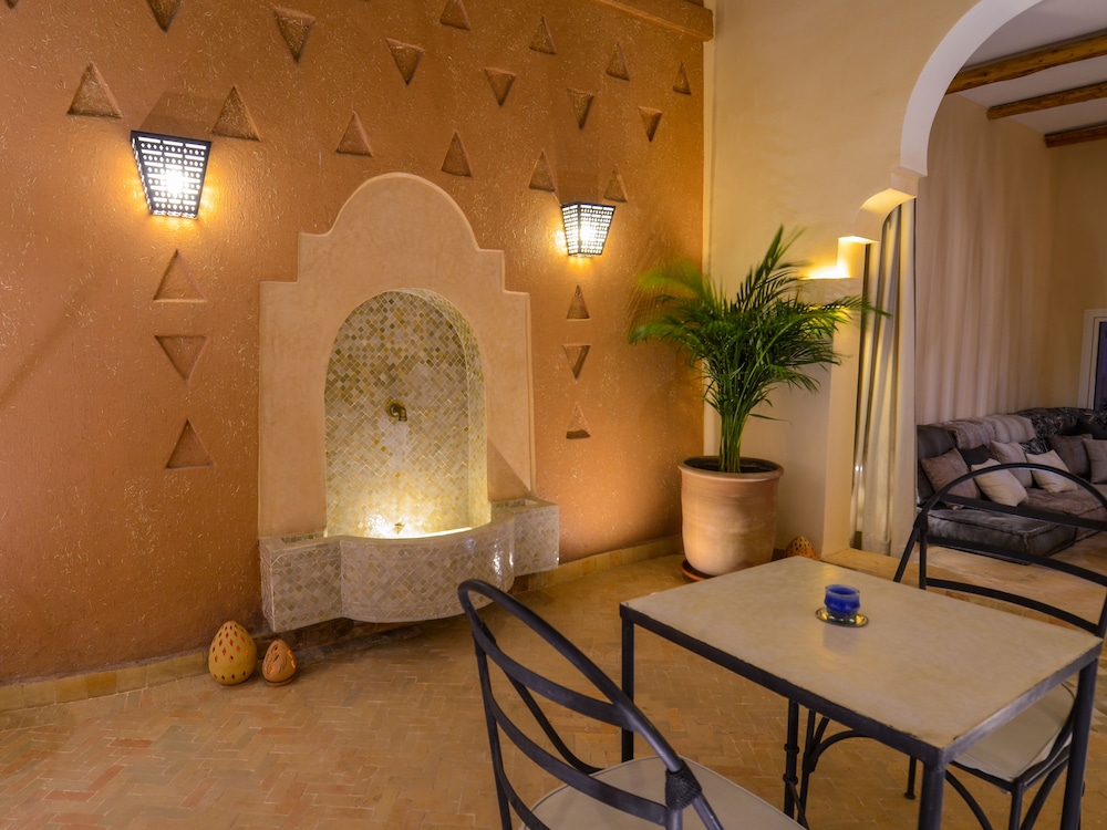 Riad Ayni 38/53