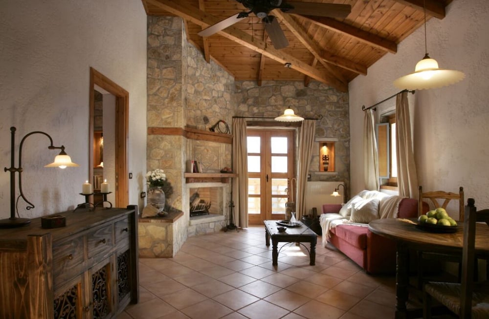Abeliona Retreat 24/41