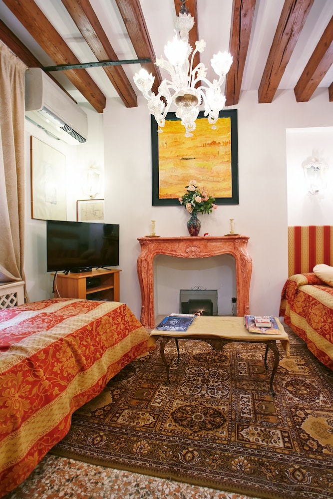 San Luca Hotel 40/55