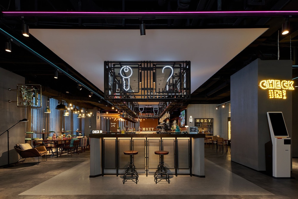 Moxy Xi'an Downtown 7/37