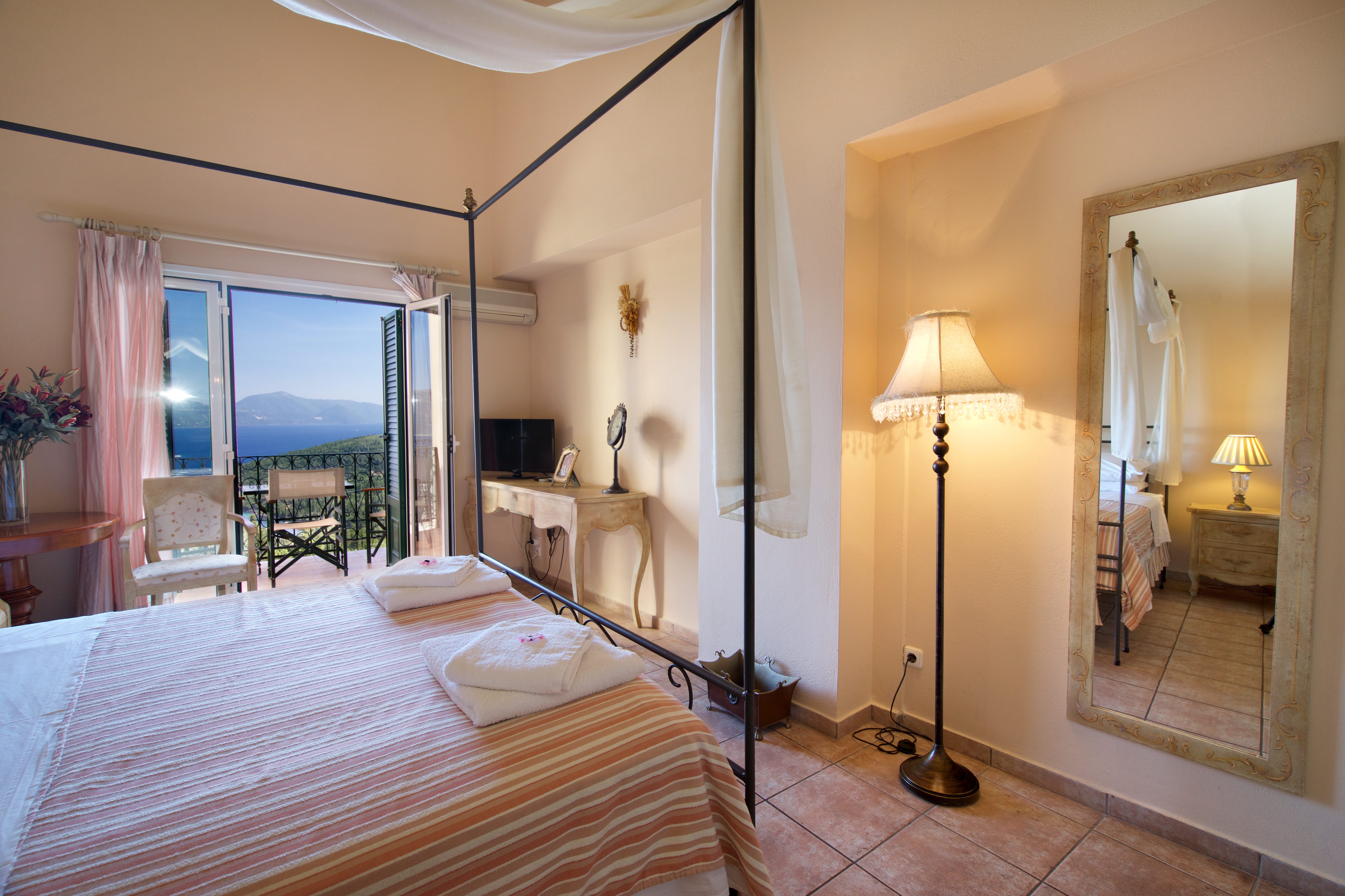 جناح جونيور بسرير كينج بإطلالة على البحر، Agnantia Bed & Breakfast 2/6
