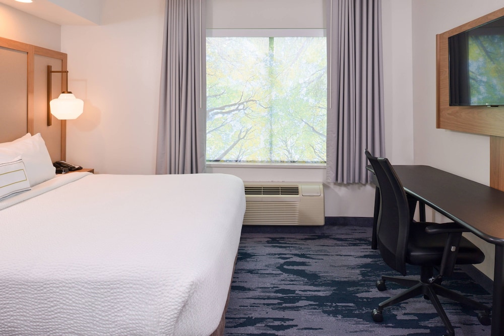 Fairfield Inn & Suites by Marriott Pittsburgh New Stanton 33/37