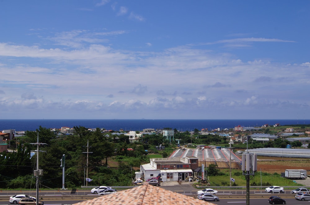 Blue Whale Resort 66/68