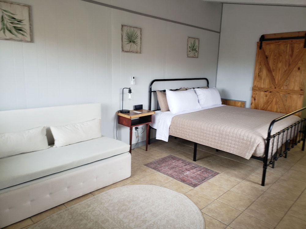 Terlingua Ranch Lodge 21/64