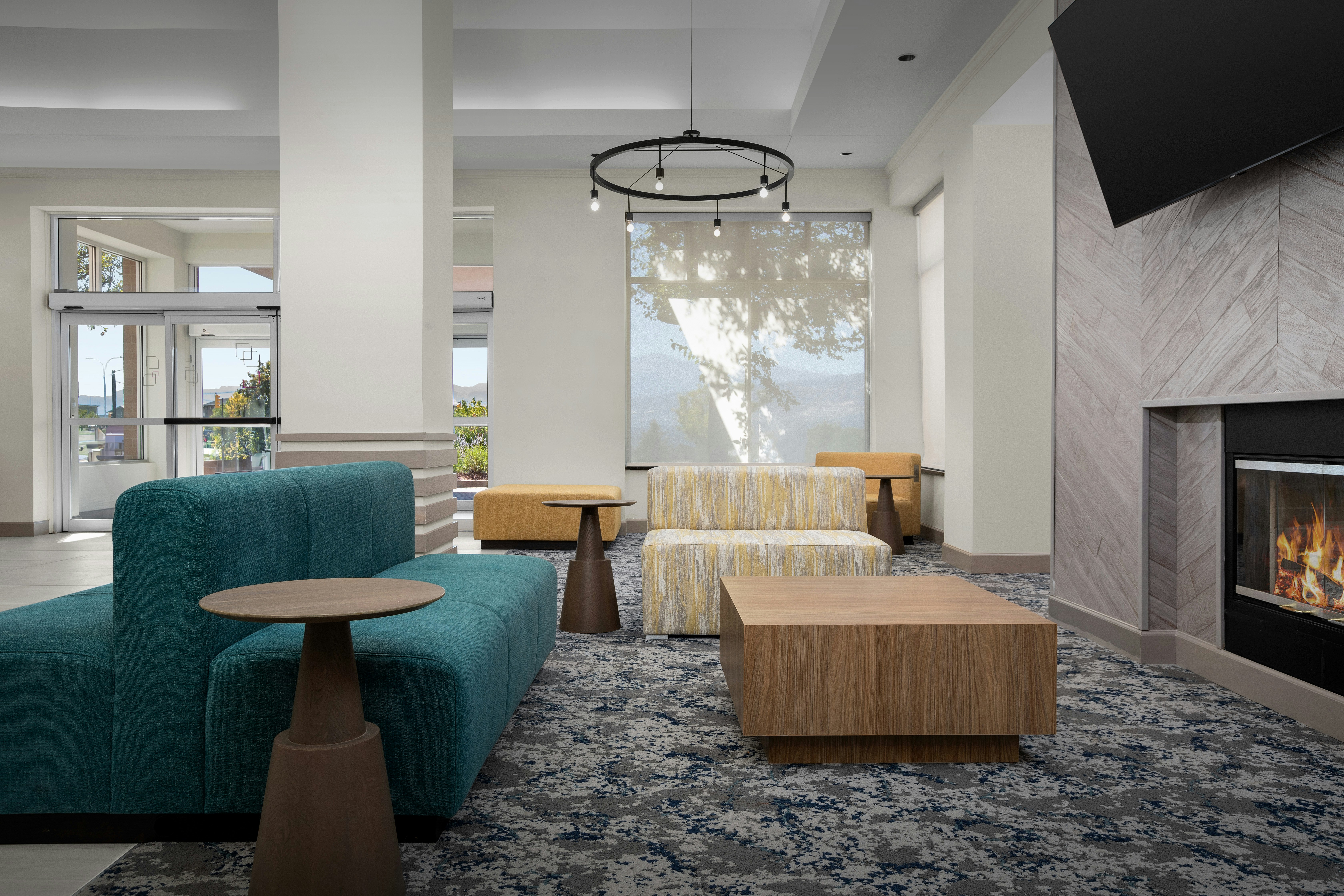Hilton Garden Inn Colorado Springs North Air Force Academy 24/37