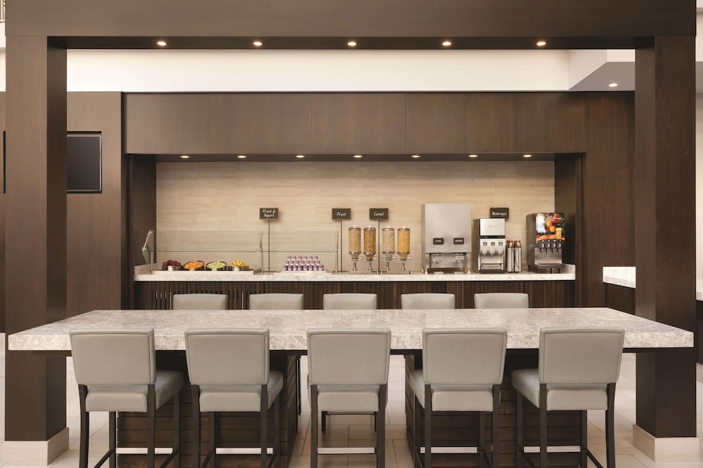 Embassy Suites By Hilton Brea North Orange County 46/56