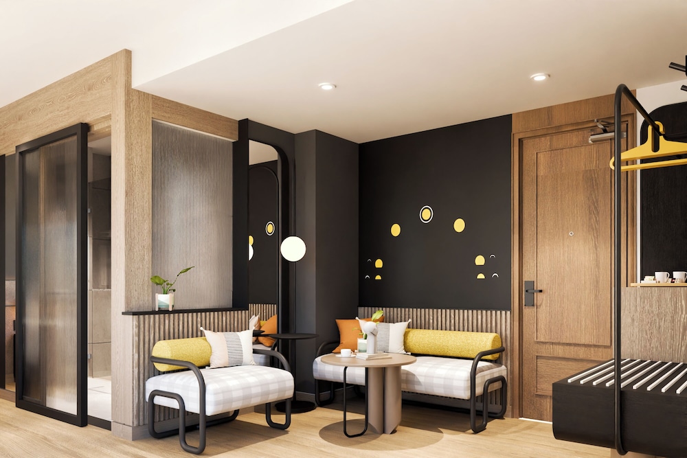 ROOMS INC Sudirman Jakarta 39/63