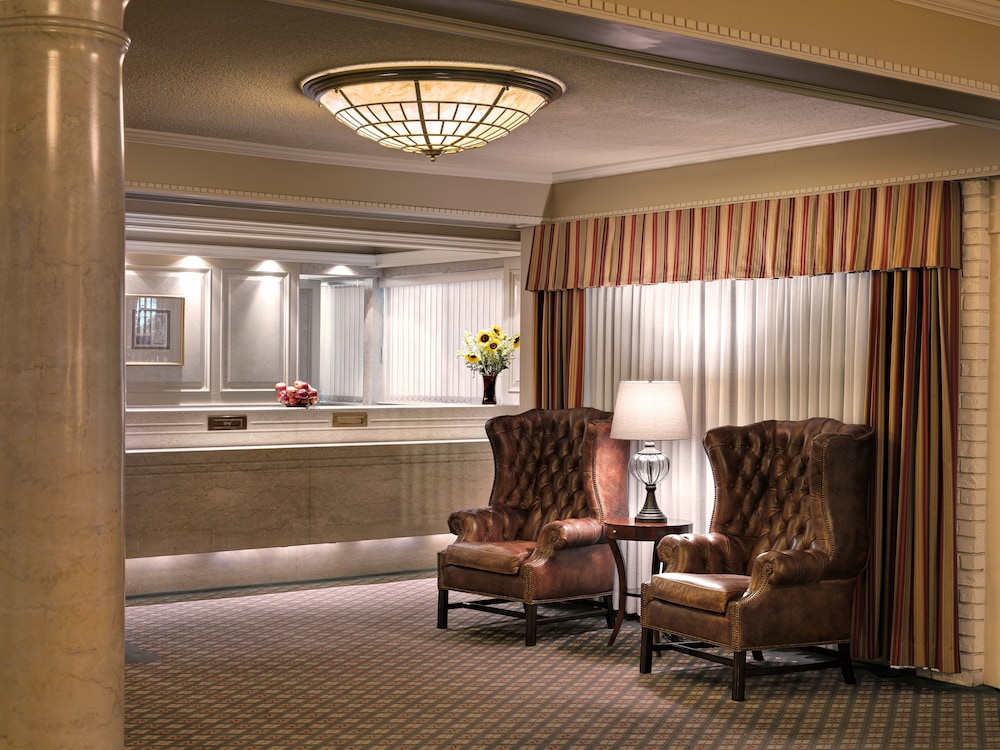 Royal Scot Hotel & Suites, Trademark Collection by Wyndham 55/76