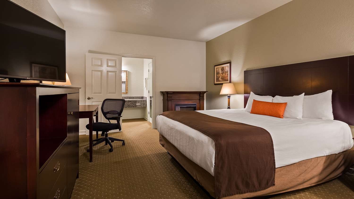 Room, King Bed, Bay View, Balcony, Accessible
